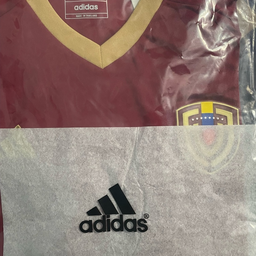 VENEZUELA NATIONAL TEAM S M  by adidas - Picture 2 of 3